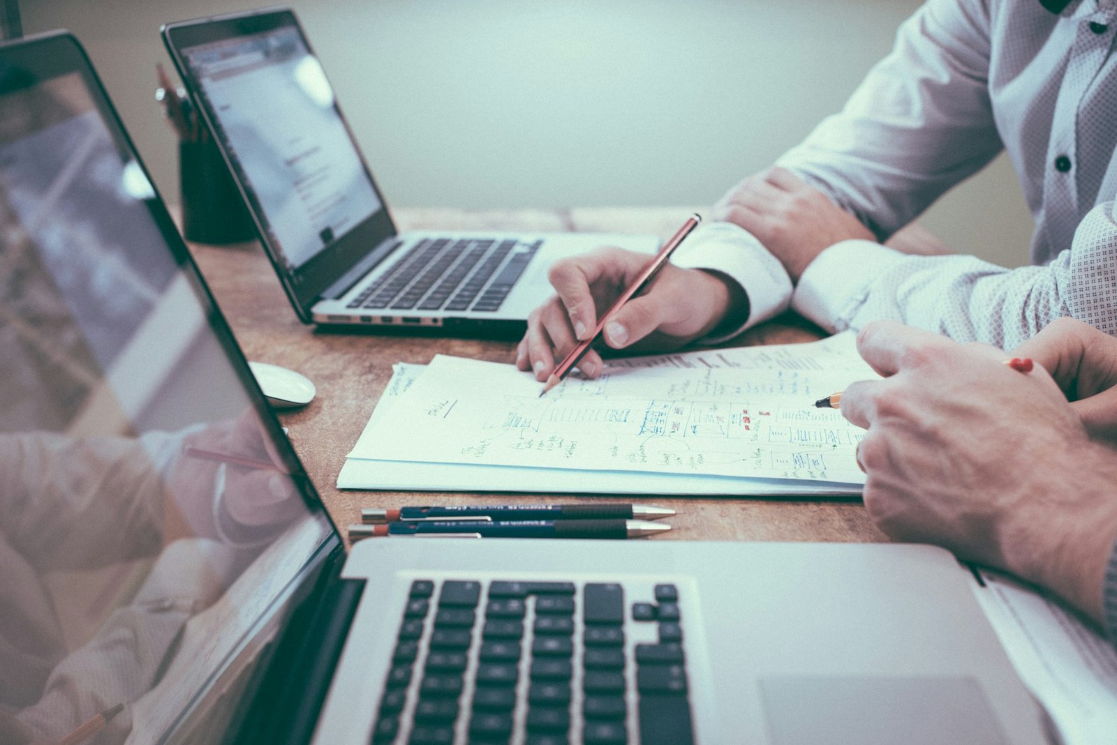 Study materials and workplace English practice